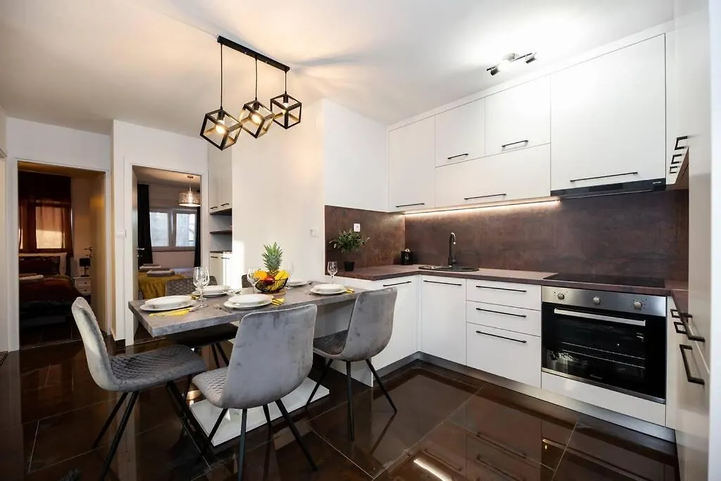 Warehouse Apartment Zadar