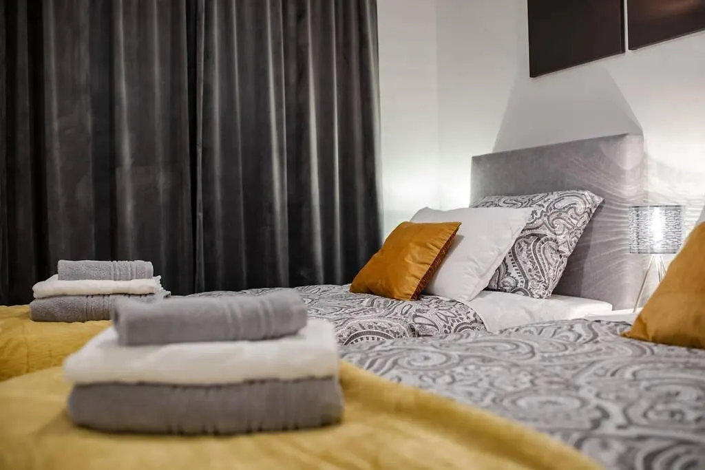 Warehouse Apartment Zadar